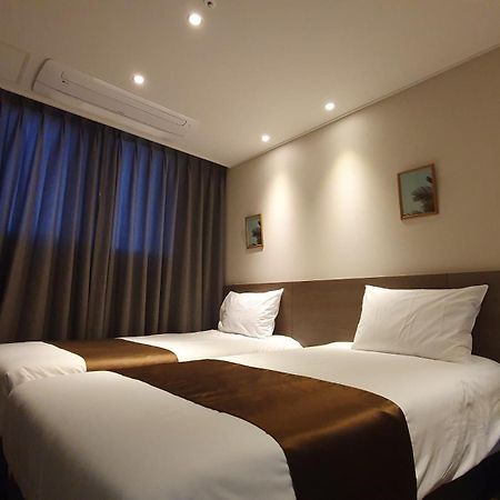 Grandmillions Hotel Seogwipo Eksteriør billede