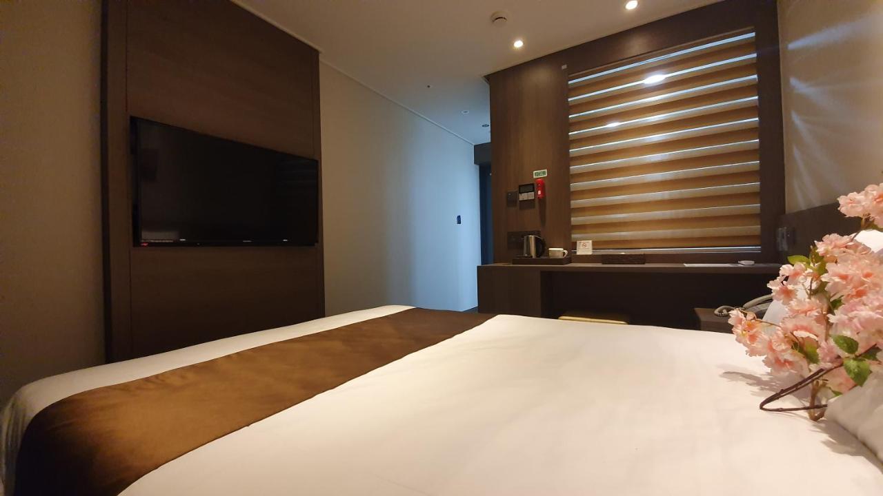 Grandmillions Hotel Seogwipo Eksteriør billede